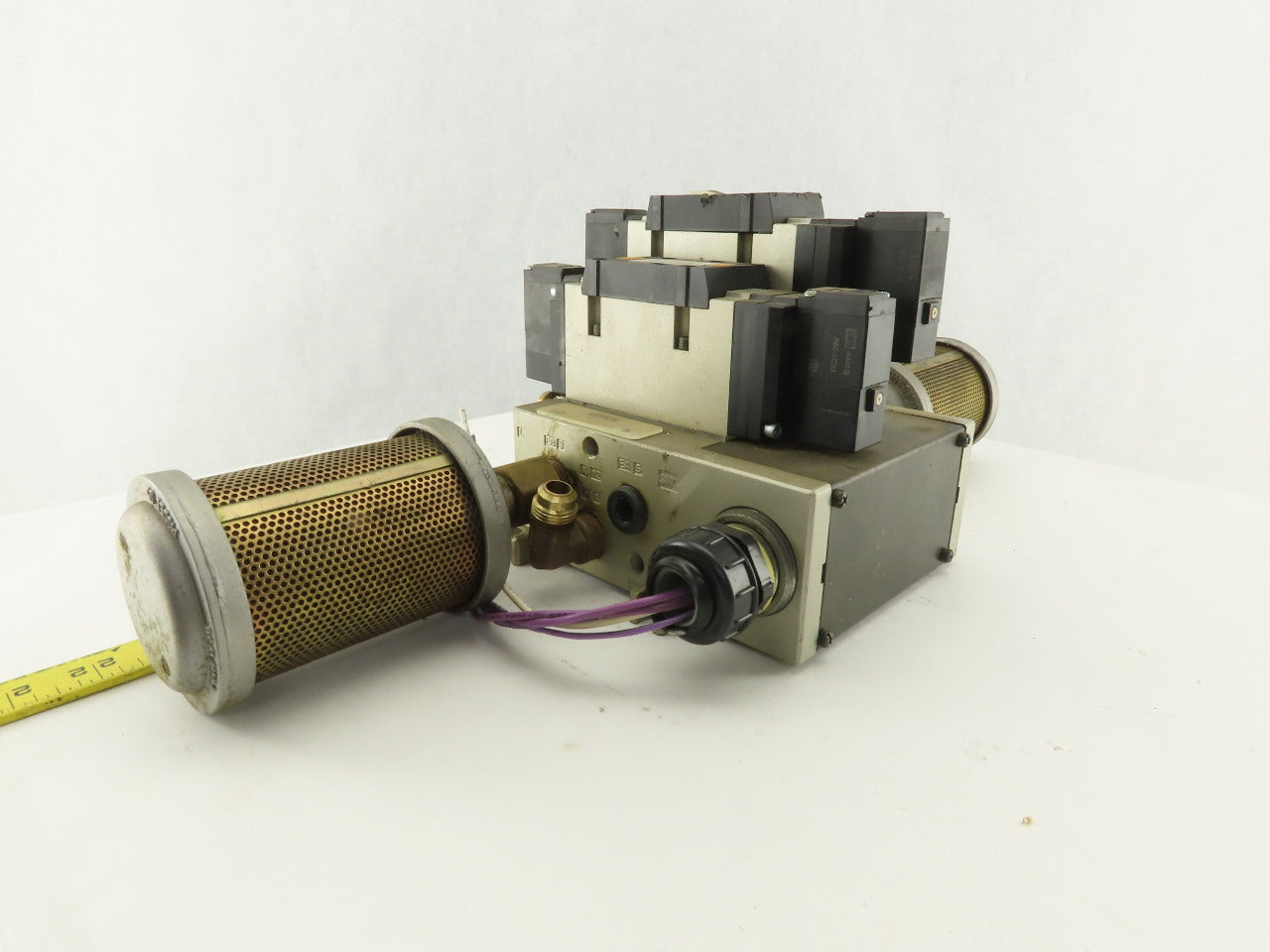 SMC VFS4500-5FZ 5/3 Way Valve Bank Manifold Assembly 24 VDC Coil