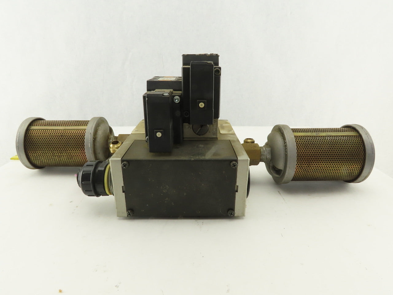 SMC VFS4500-5FZ 5/3 Way Valve Bank Manifold Assembly 24 VDC Coil