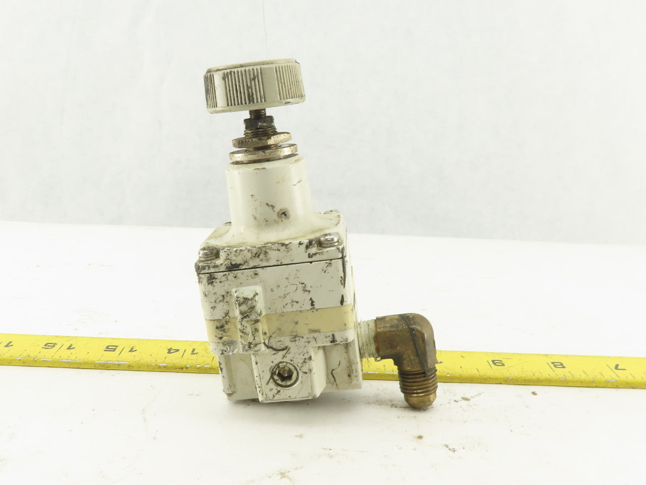 SMC IR2010-NC2BQ 150 PSI Precision Air Pressure Regulator 1/4" NPT