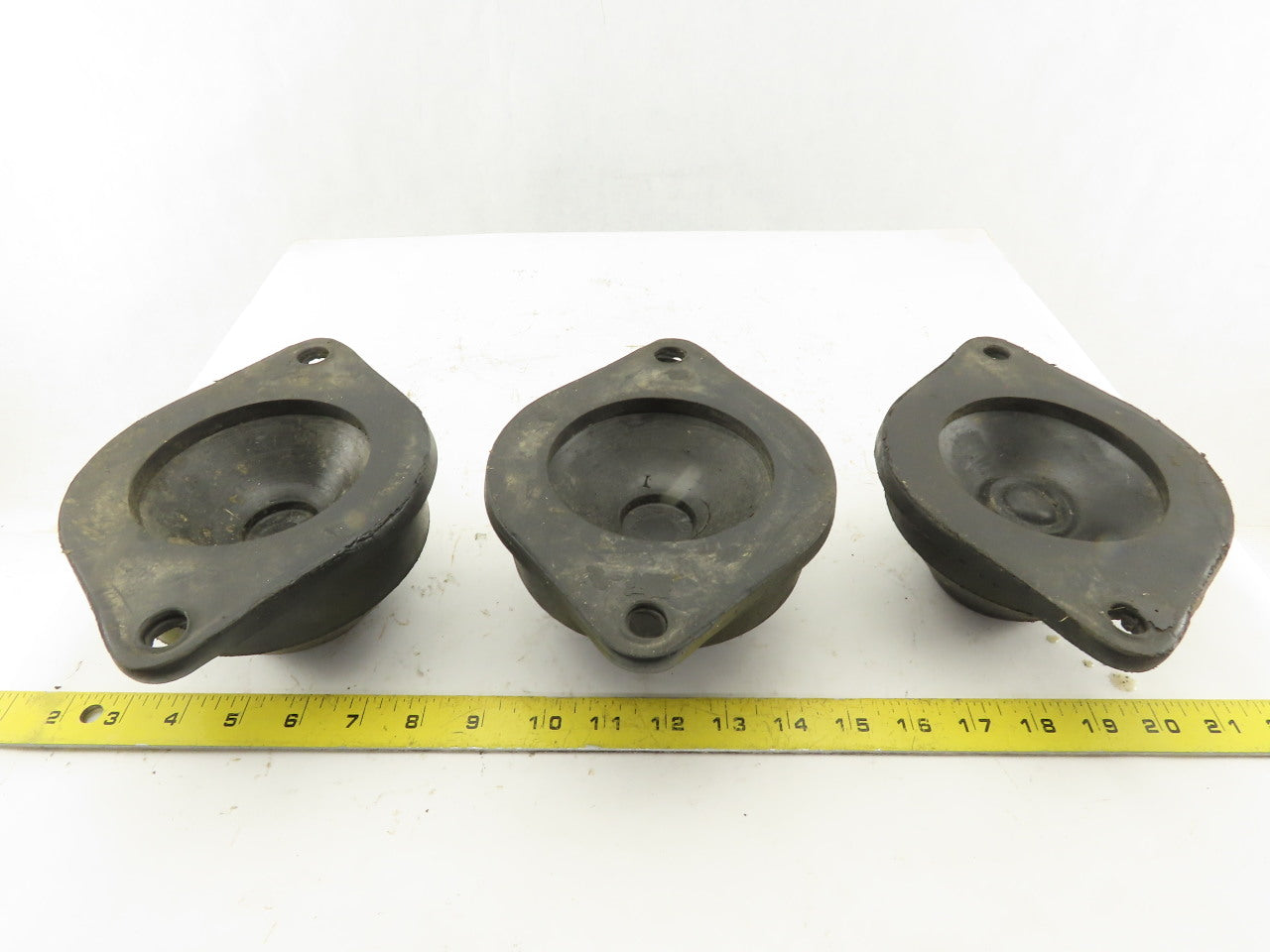 Heavy Rubber Vibration Isolator Riser Threaded Center 5/8-11 Lot Of 3