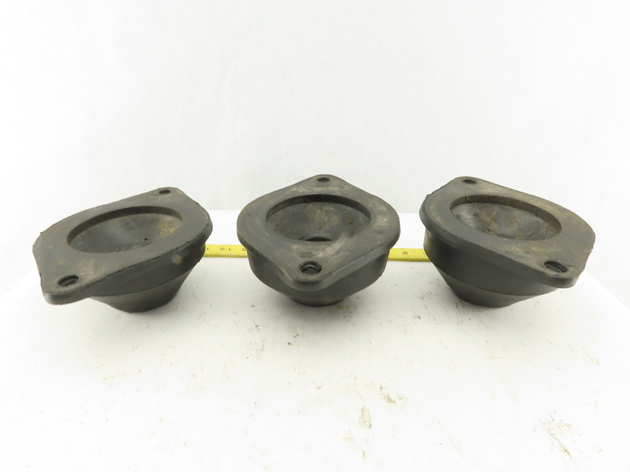 Heavy Rubber Vibration Isolator Riser Threaded Center 5/8-11 Lot Of 3