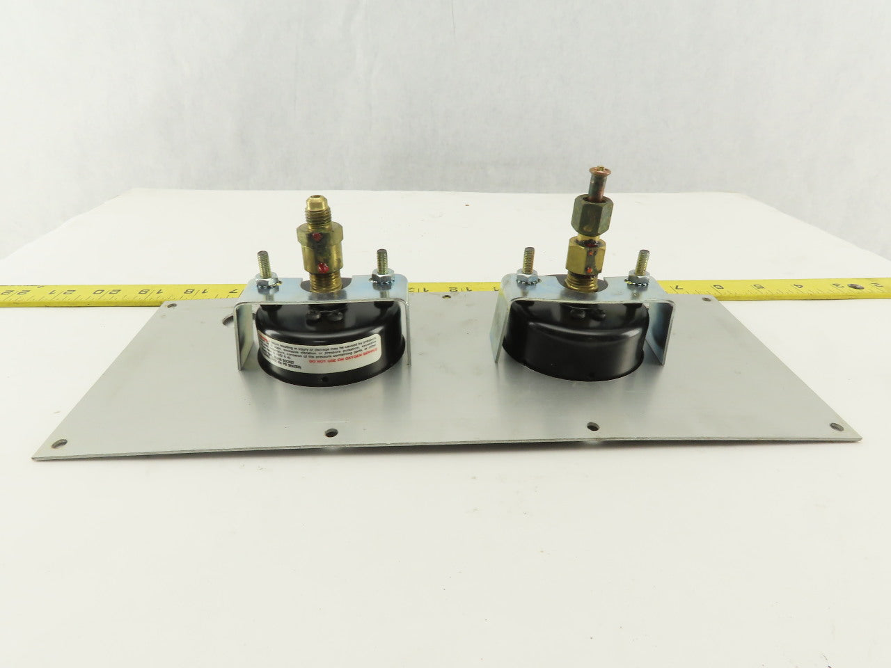 R-134-a Pressure Temp Combo Gages Pressure Suction Monitor