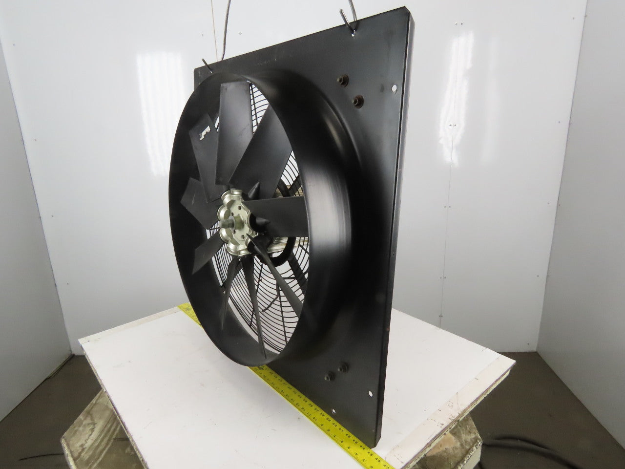 Eaton Compressor Direct Drive Cooler Fan 230V 3Ph Adjustable Pitch 31" Diameter