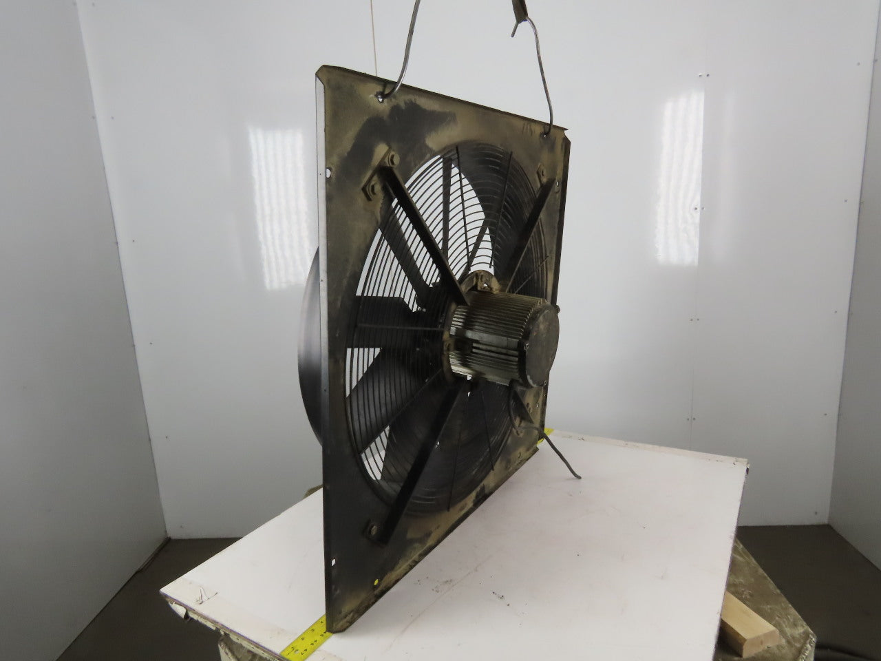 Eaton Compressor Direct Drive Cooler Fan 230V 3Ph Adjustable Pitch 31" Diameter