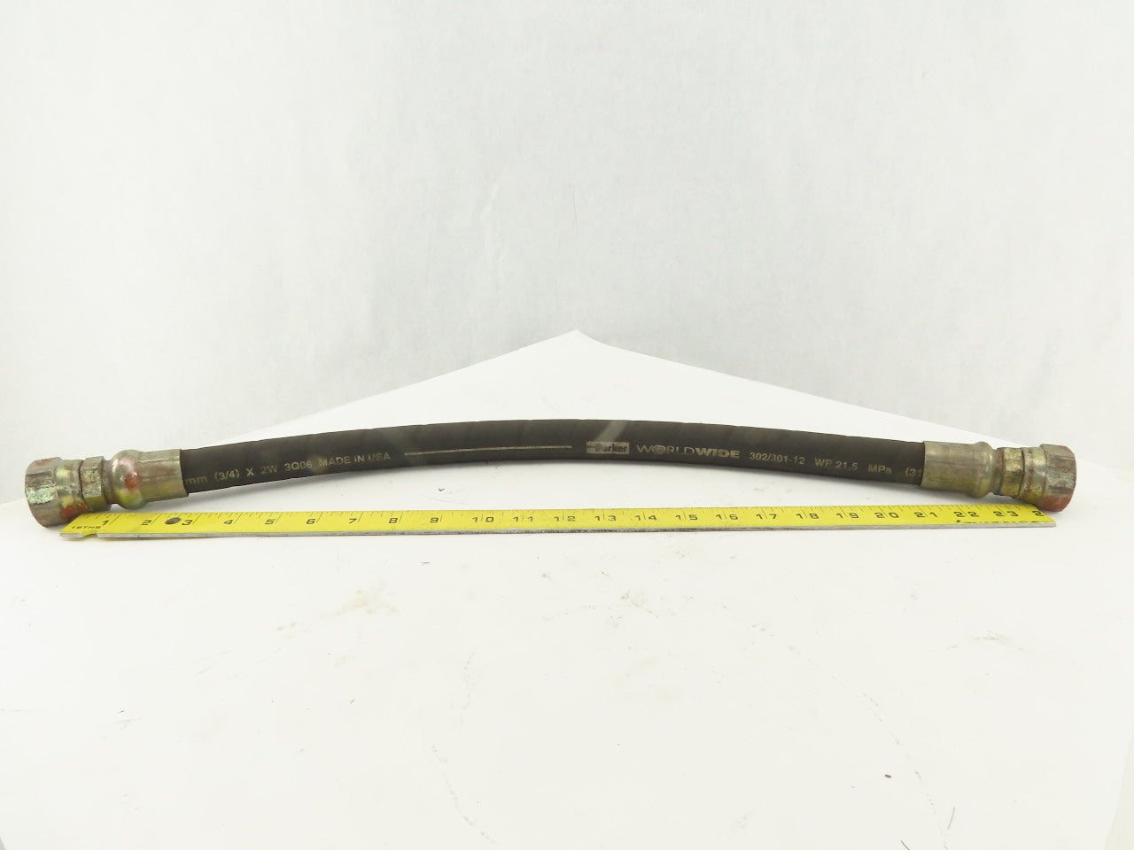 Parker 1" Hydraulic Hose Assembly -16 1"-11 Swivel Female 27-1/2"