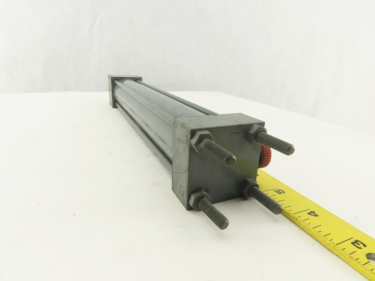 Miller 1-1/2" Bore 9-1/2" Stroke Pneumatic Cylinder 250 PSI