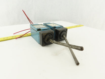 Honeywell LSK3K-8C Micro Switch Heavy Duty Limit Switch Wobble Stick lot of 2