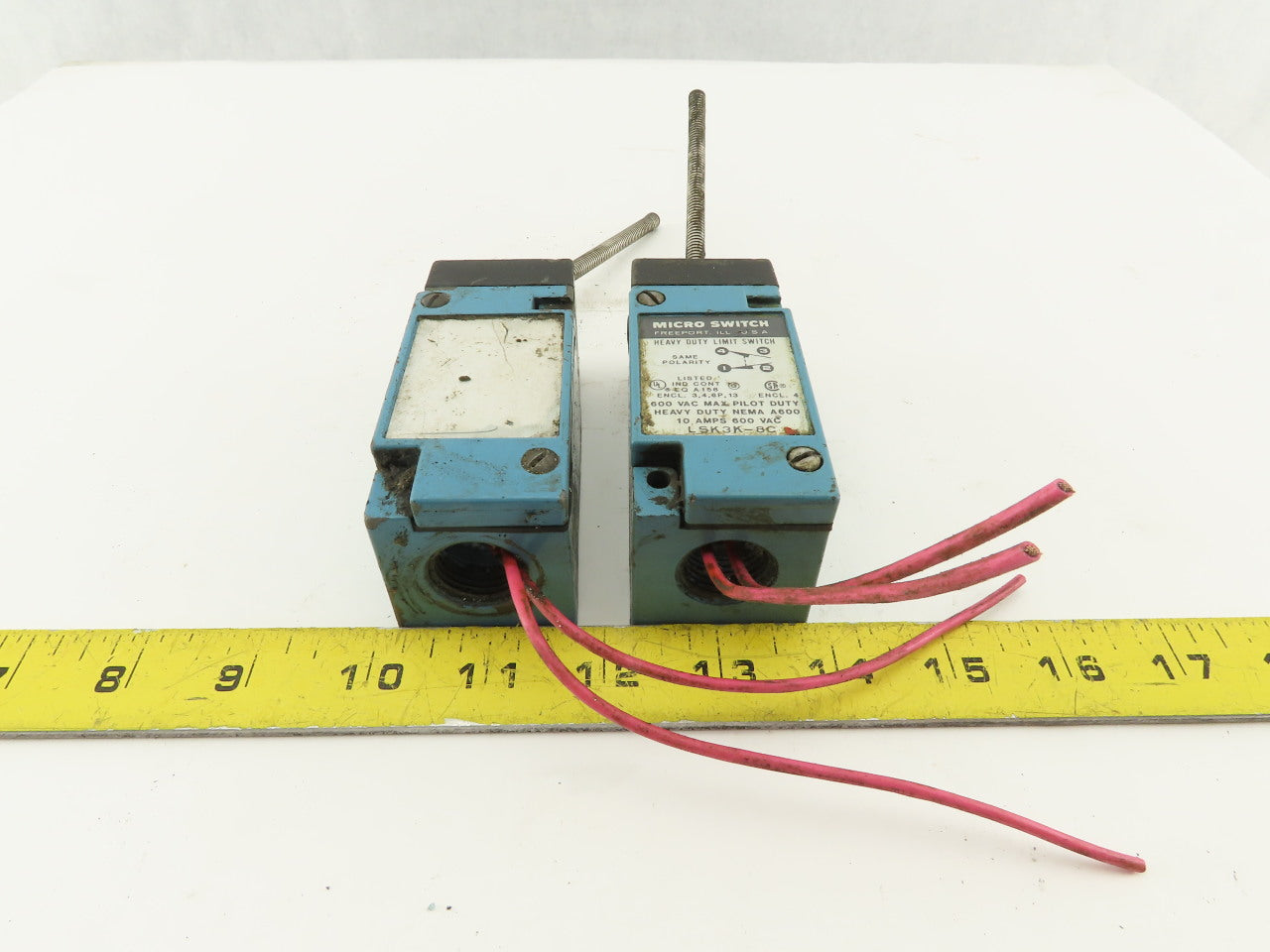 Honeywell LSK3K-8C Micro Switch Heavy Duty Limit Switch Wobble Stick lot of 2
