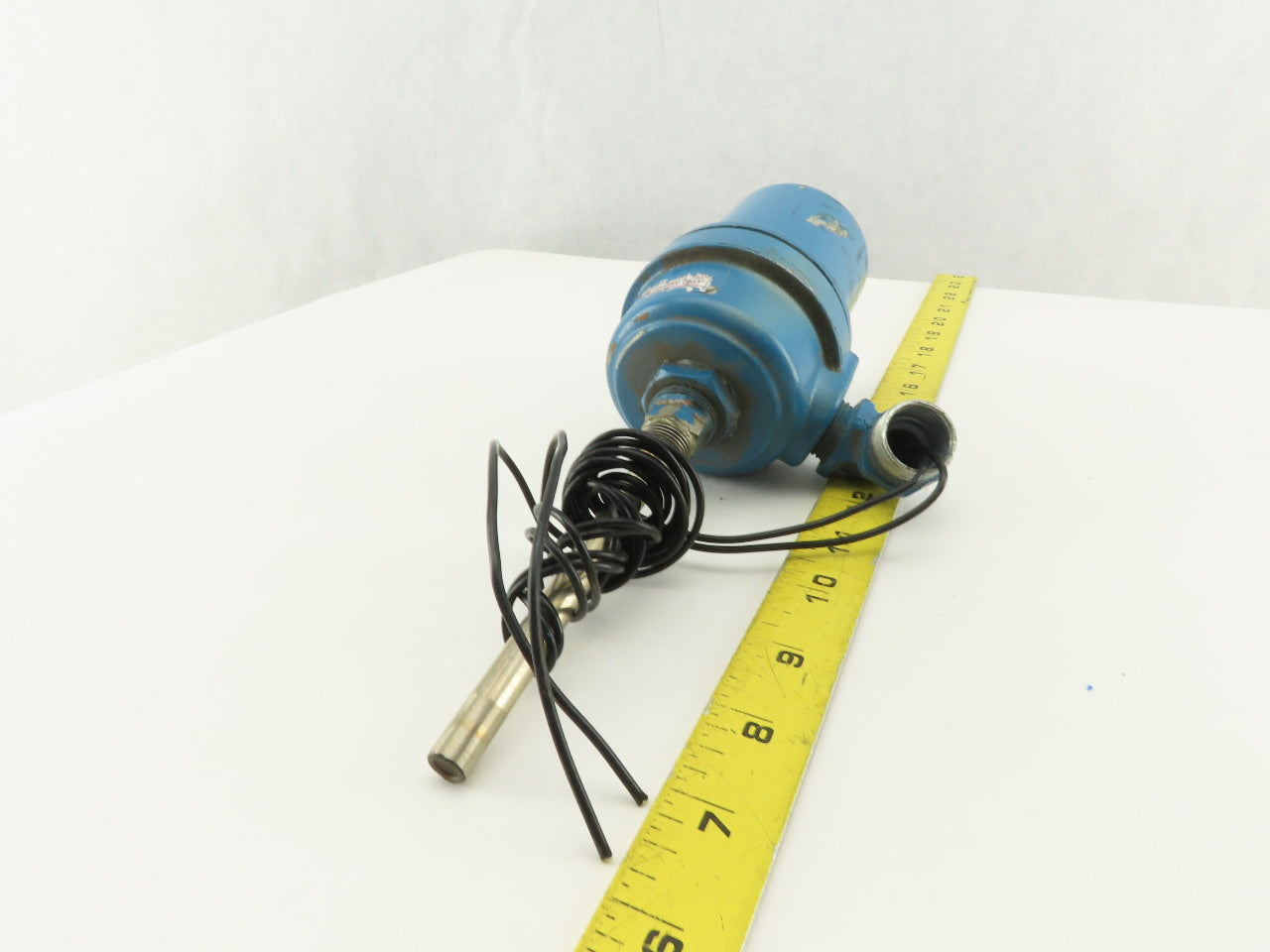 Burling B-IC 125-480V Temperature Controller 600°F MAX 275°F Set 4" Probe