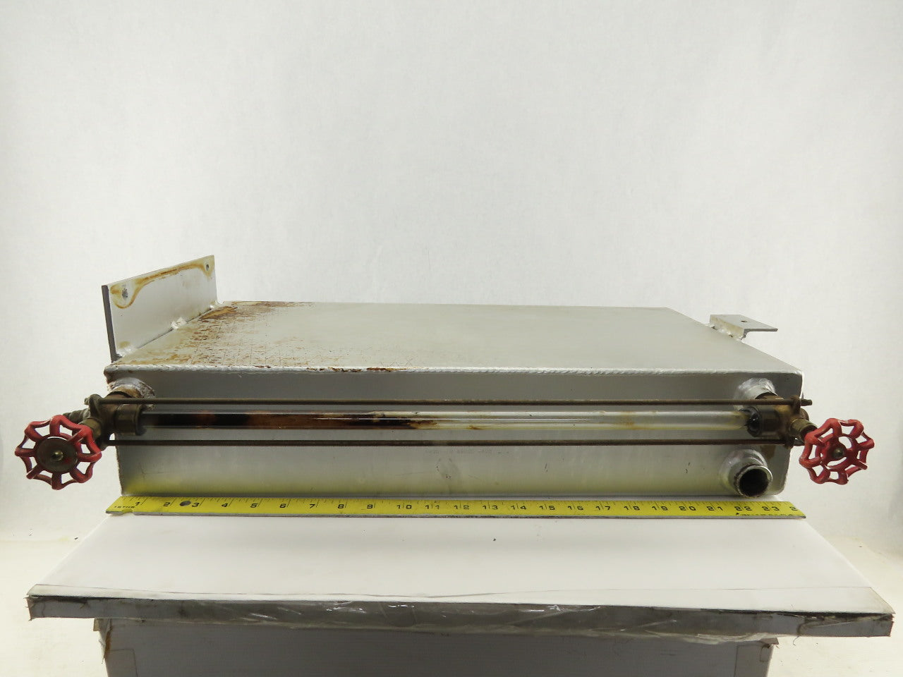 24" Tall x 5" Wide 11-1/2" Long 6 Gallon Liquid Reservoir Level Gage 3/4" NPT