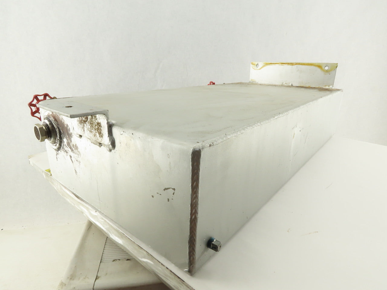 24" Tall x 5" Wide 11-1/2" Long 6 Gallon Liquid Reservoir Level Gage 3/4" NPT