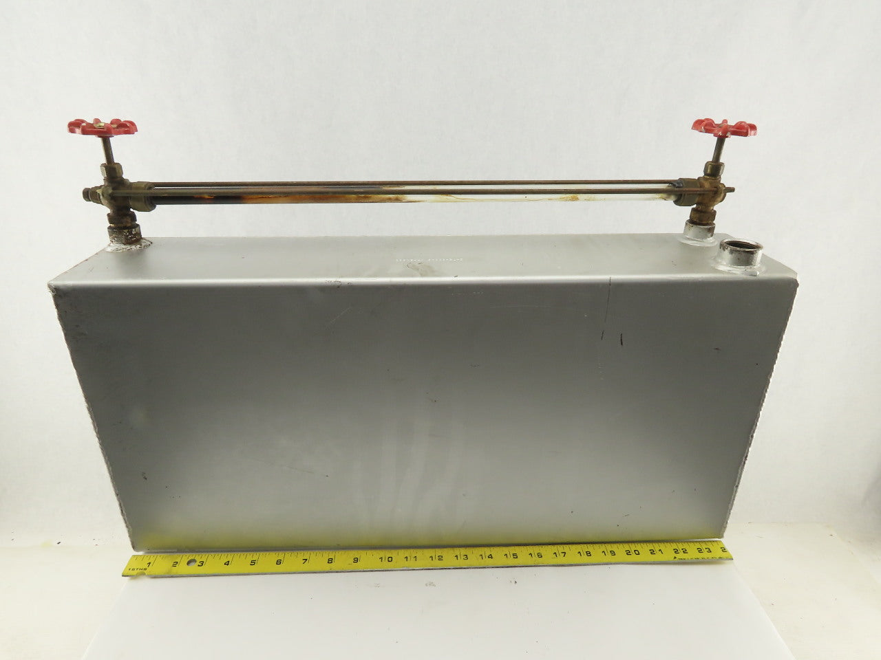 24" Tall x 5" Wide 11-1/2" Long 6 Gallon Liquid Reservoir Level Gage 3/4" NPT