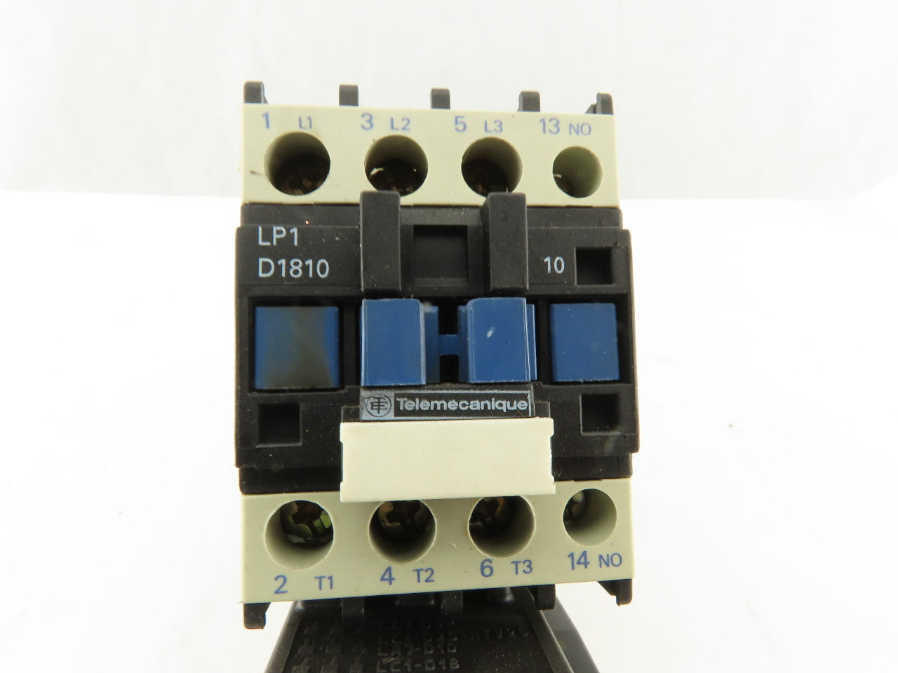 Telemecanique D1810 600V 15Hp Contactor With 2.5-4A Trip Overload 24V Coil