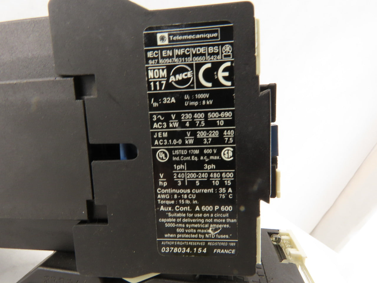 Telemecanique D1810 600V 15Hp Contactor With 2.5-4A Trip Overload 24V Coil