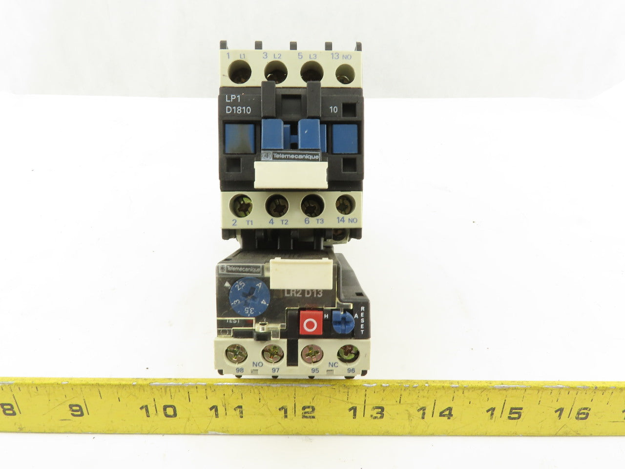 Telemecanique D1810 600V 15Hp Contactor With 2.5-4A Trip Overload 24V Coil