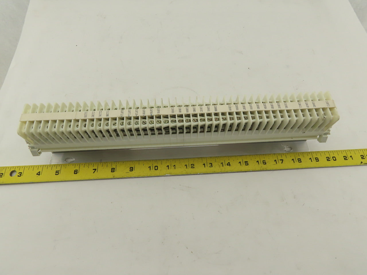 Weidmuller OSC10 600V Wire Terminal Block On Rail Lot Of 44