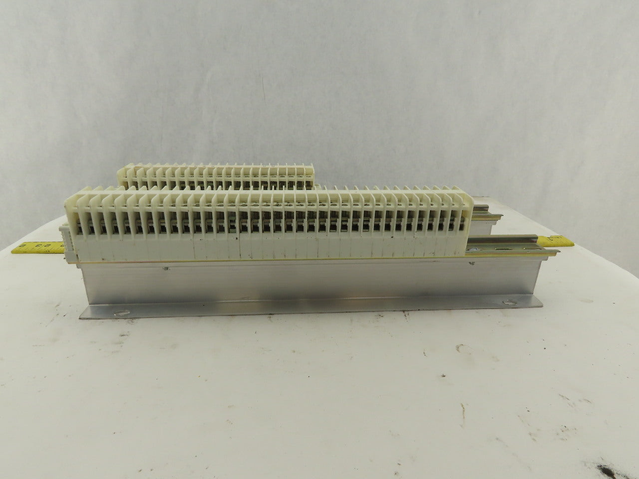 Weidmuller OSC10 600V Wire Terminal Block On Rail Lot Of 46