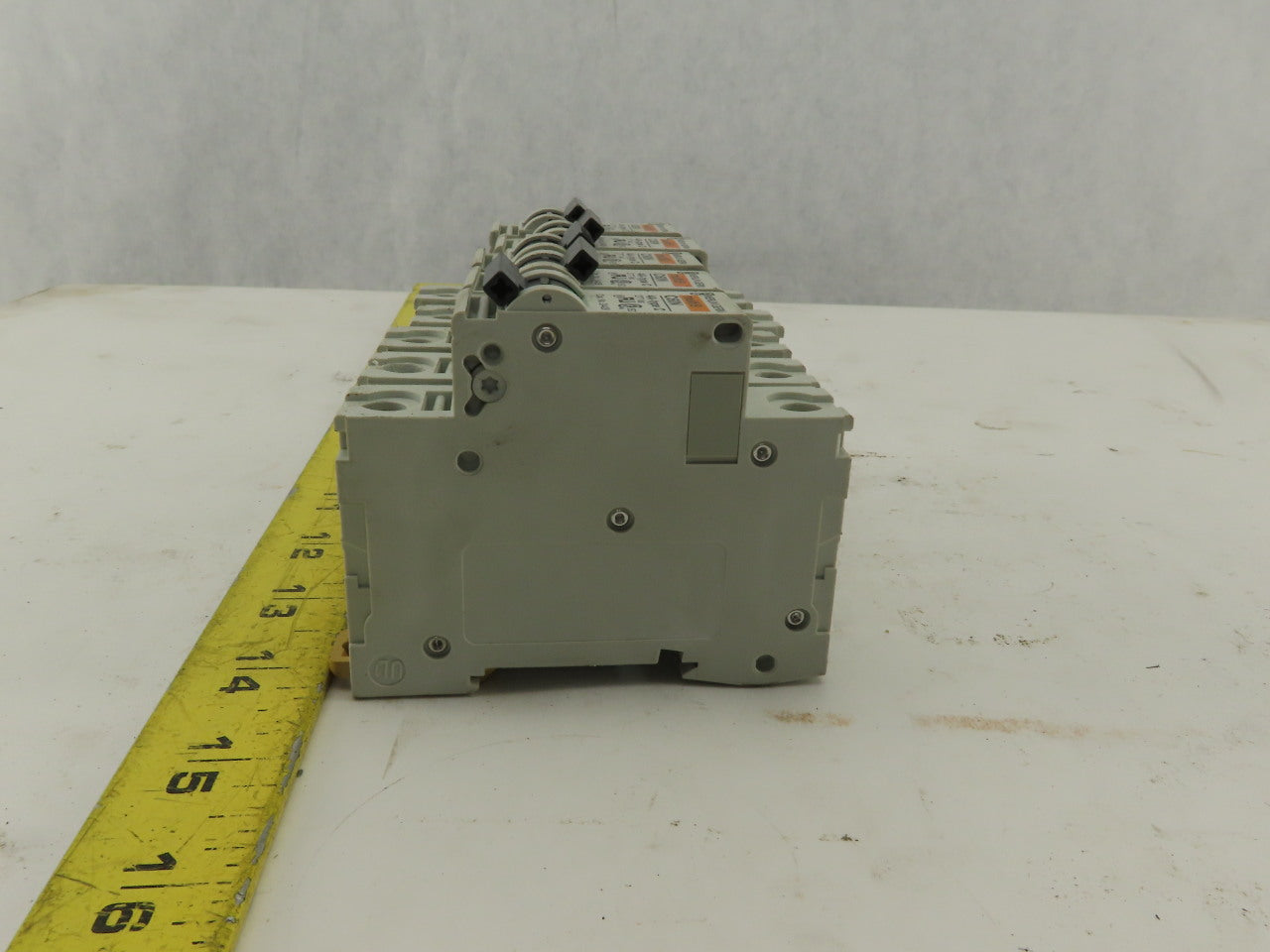 Merlin Gerin C60N Multi 9 4 Amp Type C Circuit Breaker 277 VAC Lot Of 5