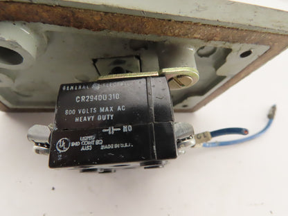 General Electric 2940NP311R 600V Mushroom Head Operator Stop Push Button Switch