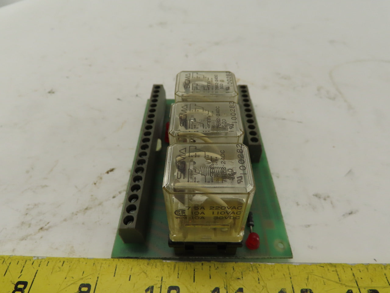 Cincinnati 821293 REV B FM Guard Interface Relay Circuit Board