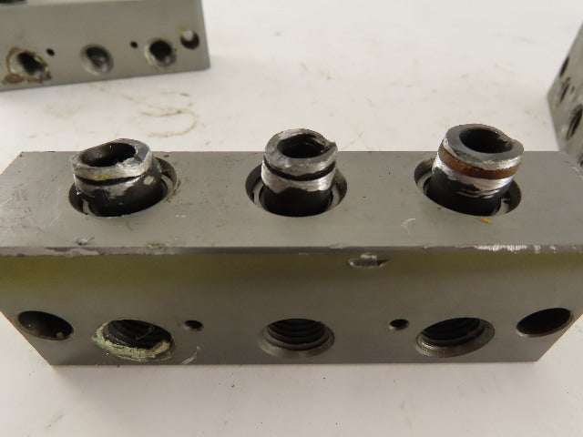 Allied Robotics MXC75EM-T-P1-031/4N Check Valve Block 1/4DSPP Lot Of 3 Parts