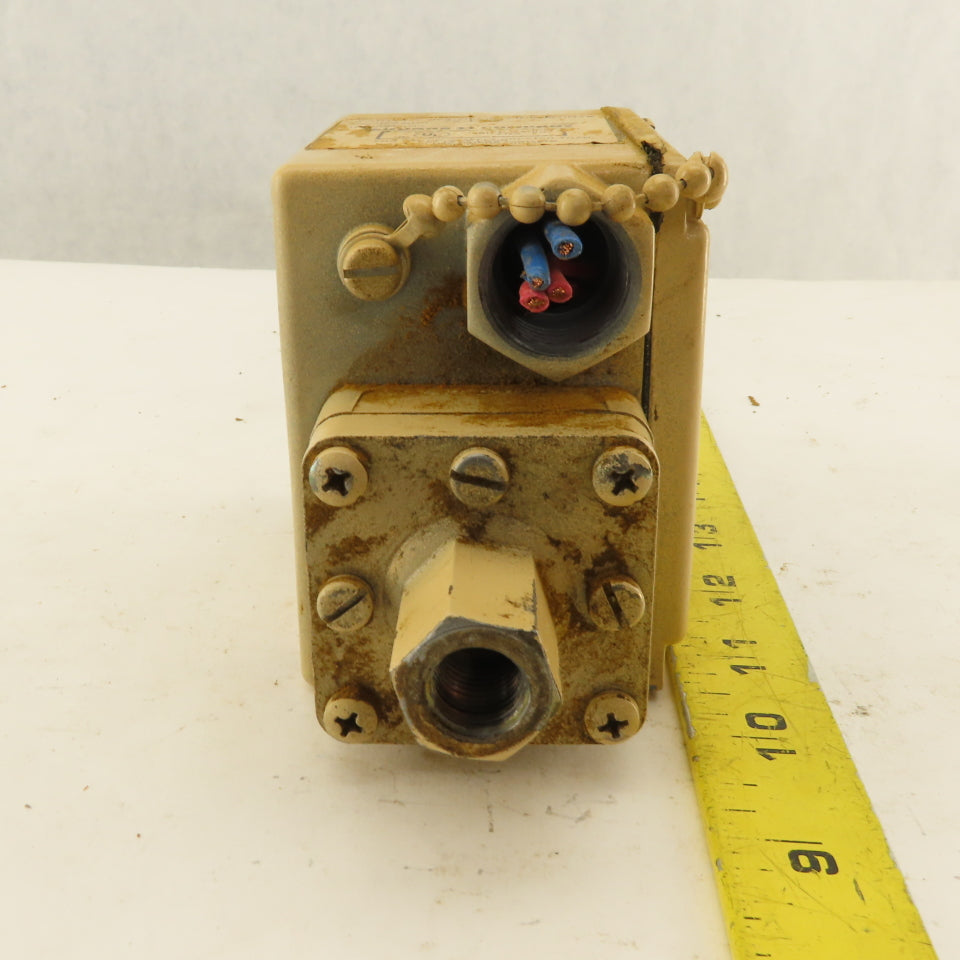 Square D Class 9012 Type GAW-25 Pressure Switch 3-150 PSI 600V