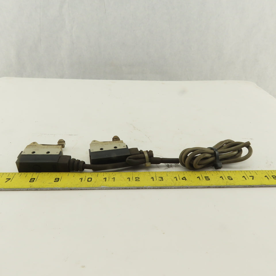 Omron SHL-W255-01 Tandem Wired Plunger Cam Limit Switches 125V