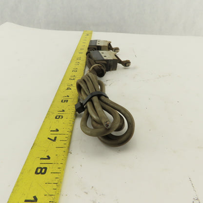 Omron SHL-W255-01 Tandem Wired Plunger Cam Limit Switches 125V