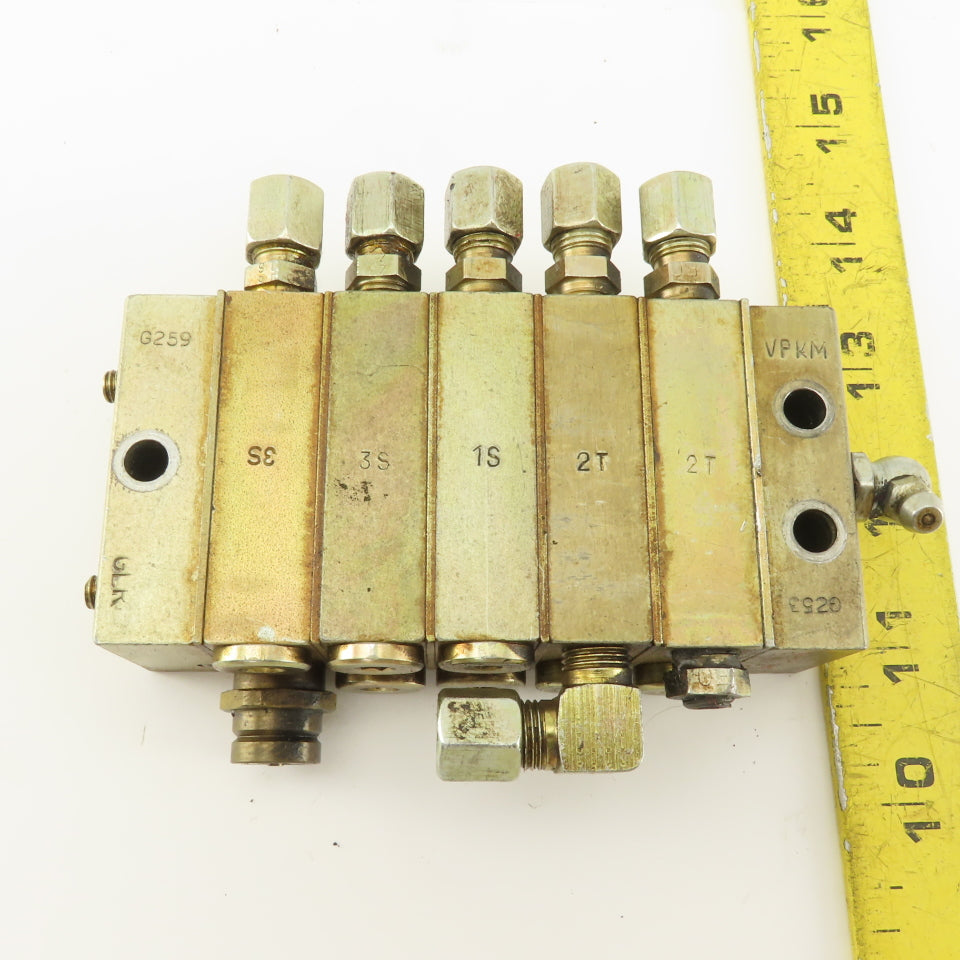 Vogel VPKM-5-ZYR-001 5 Section Metering Oil Grease Lubrication
