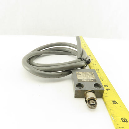 Honeywell 924CE2-S6 120/240V Miniature Safety Limit Switch
