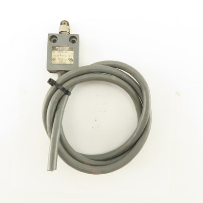 Honeywell 924CE2-S6 120/240V Miniature Safety Limit Switch