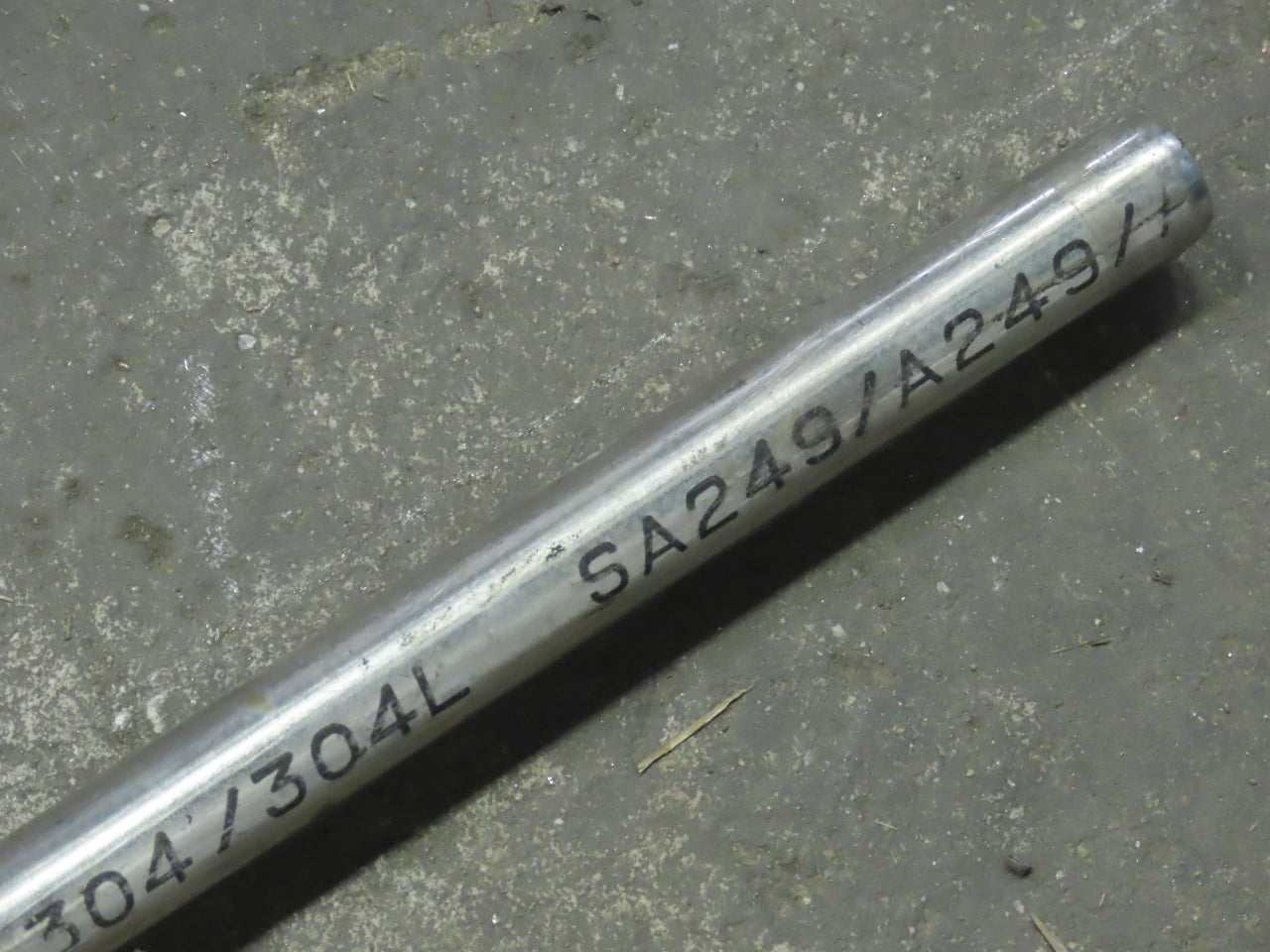 3/4" x 18Ga x 117 long 304 Stainless Steel Bright Round Tube Pipe Tubing