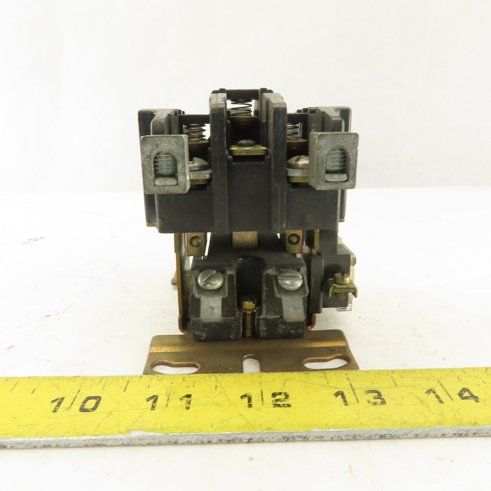 P&H 479U82D2 Definite Purpose 30A 3 Pole Relay Contactor 480V Coil