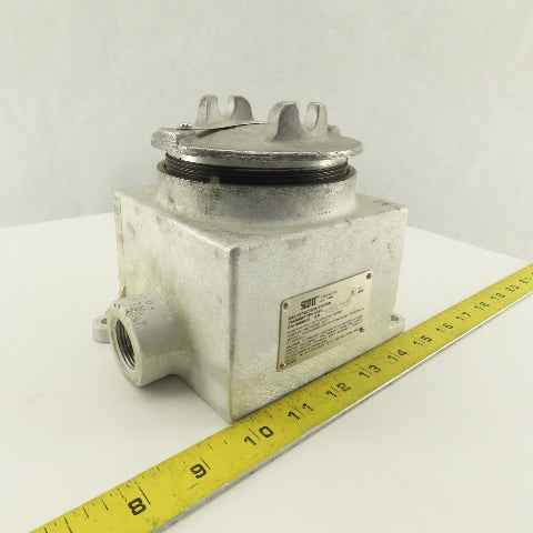Crouse Hinds 3/4GUAT-24T 3/4" Hub 3 way Conduit Body Explosion Proof HAZLOC