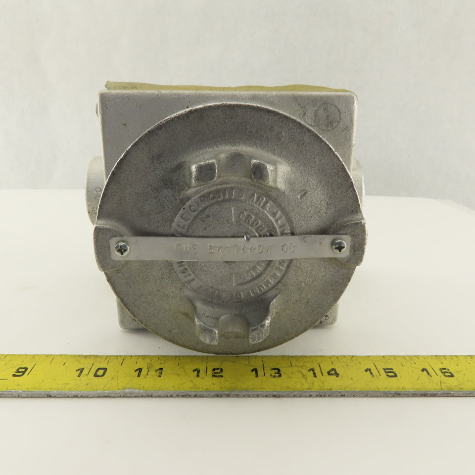 Crouse Hinds 3/4GUAT-24T 3/4" Hub 3 way Conduit Body Explosion Proof HAZLOC