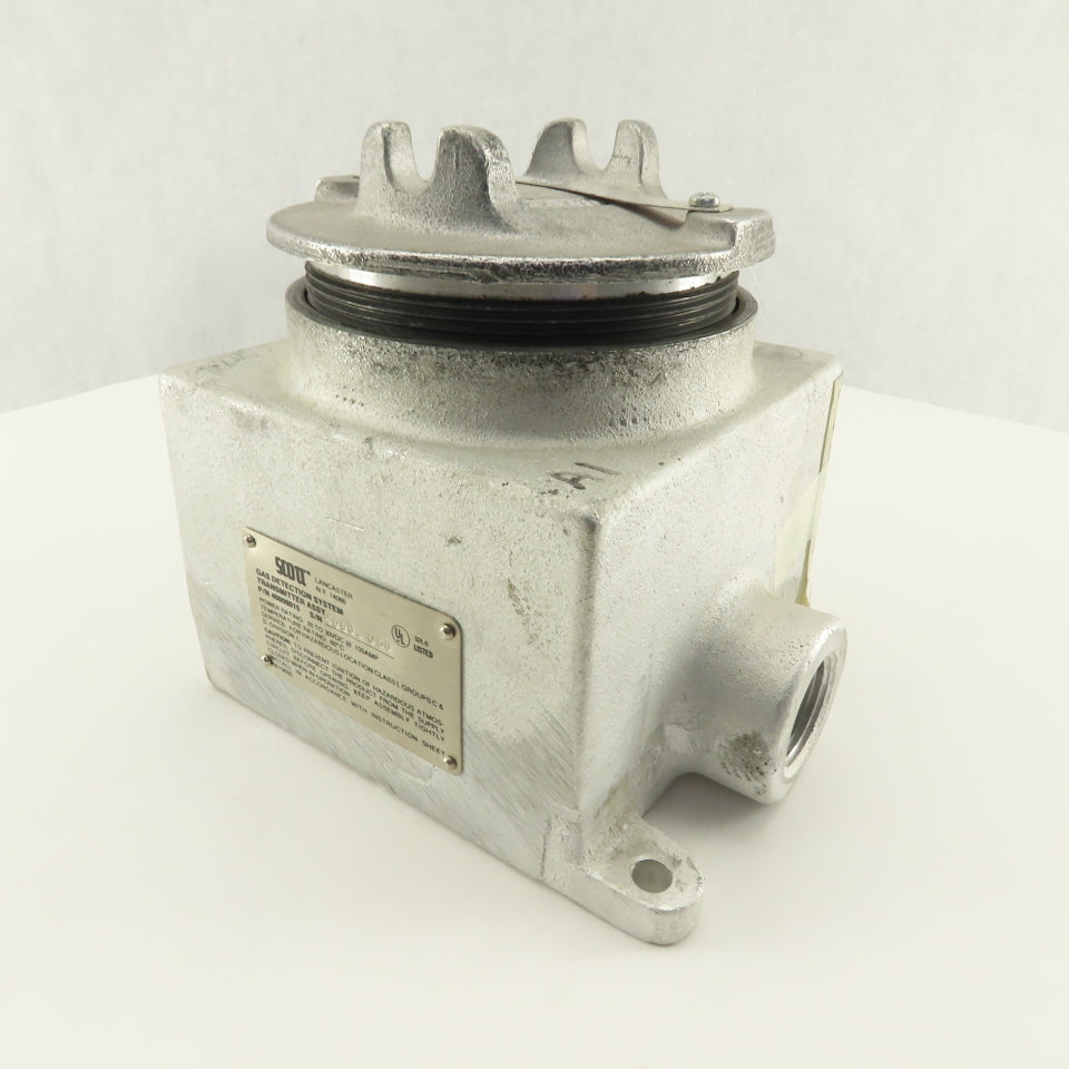 Crouse Hinds 3/4GUAT-24T 3/4" Hub 3 way Conduit Body Explosion Proof HAZLOC