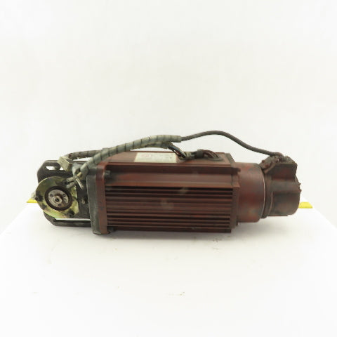 Yaskawa USASEM-18YRW11 AC Servo Motor 2000 RPM 1.54kW Encoder