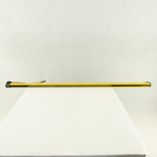Banner USE4012YP2 Micro-Screen V Series Safety Light Curtain Emitter Sensor