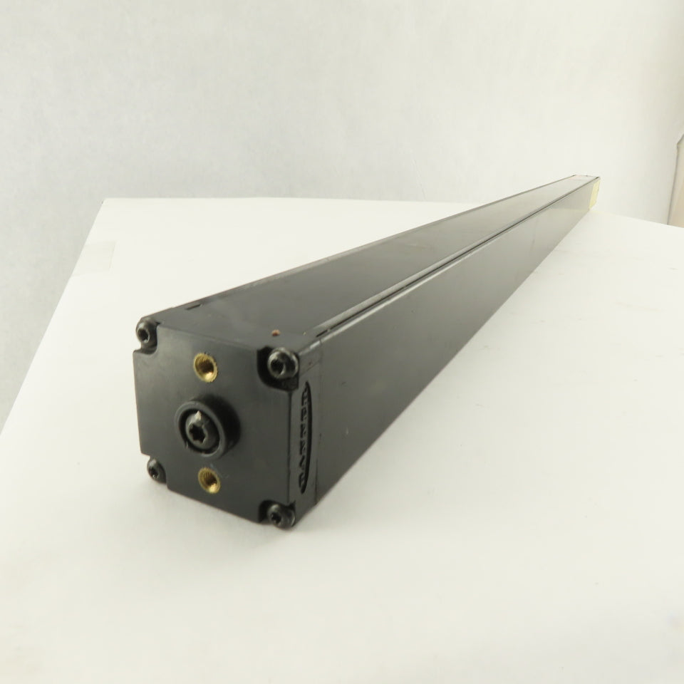 Banner MSE3224 Mini-Screen Safety Light Curtain Emitter Sensor