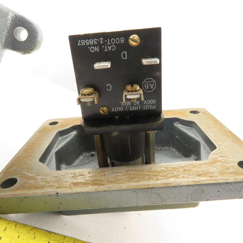 Allen Bradley 800H-R2HA7 600V 2 Way Selector Switch Hazardous Location HAZLOC