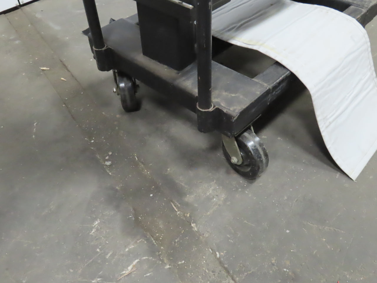 14" Diam x 19-1/2" W HD Conveyor Roller W/16"W Garolite Lagging & Bearings