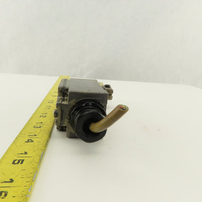 Omron D4B-2511N 400V 2A Cam Roller Rocker Limit Switch