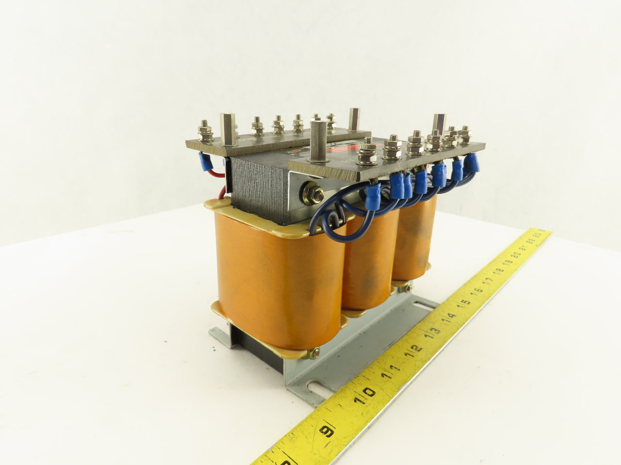 Bum Han BH3B-0.15D2221 220V Primary 21V Secondary 0.15kVa 3Ph Transformer