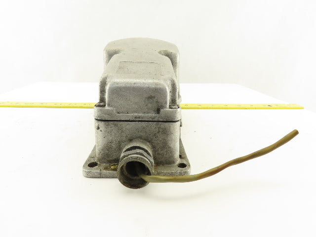 150VAC Guarded Foot Pedal Operator Switch N/O Contact