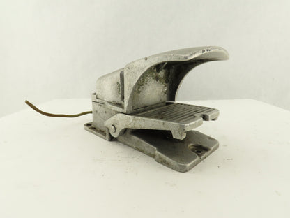150VAC Guarded Foot Pedal Operator Switch N/O Contact