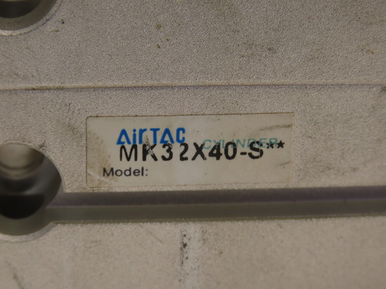 Airtac MK32X40-S 30mm Bore 40mm Stroke Double Acting Non Rotating Cylinder