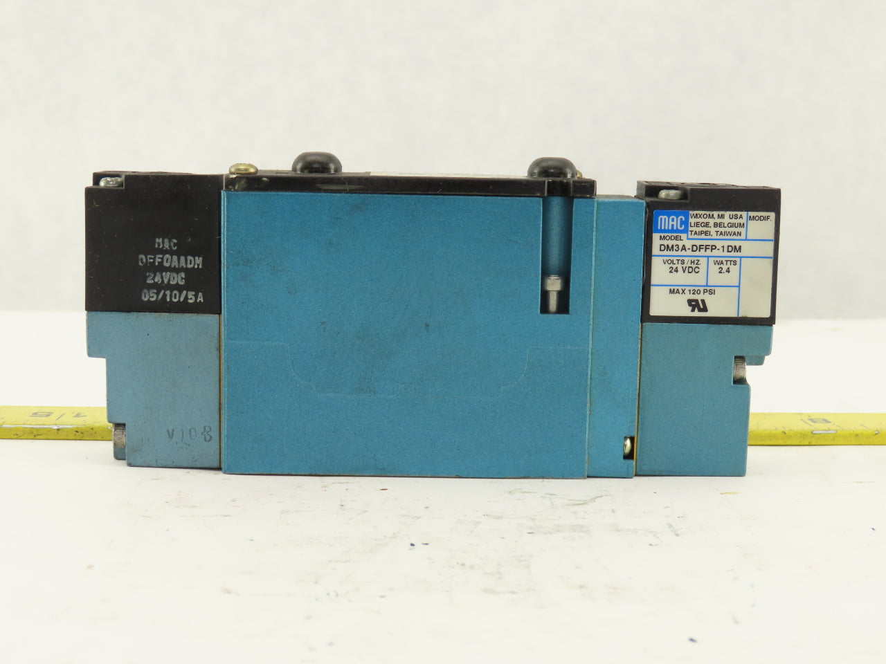 Mac 92B-EAF-000-DM-DFFP-1DM 5/3 Way Closed Center Pneumatic Solenoid Valve 24VDC