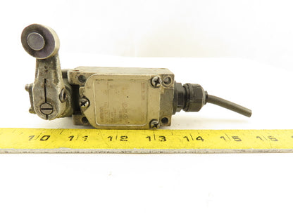 Omron WLCA2-2N 600V Rocker Cam Lever Limit Switch