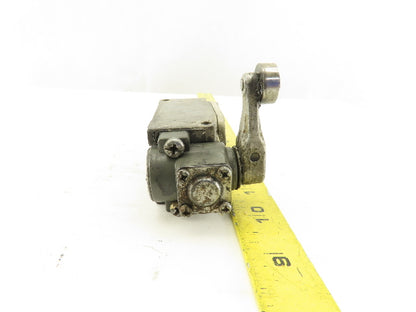 Omron WLCA2-2N 600V Rocker Cam Lever Limit Switch