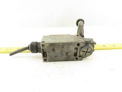 Omron WLCA2-2N 600V Rocker Cam Lever Limit Switch